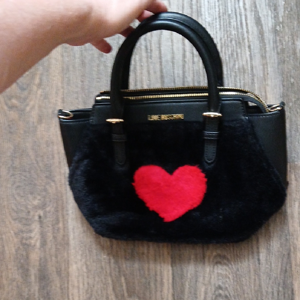 Love Moschino Inlaid Heart Fur Effect Tote Bag. - Picture 7 of 16